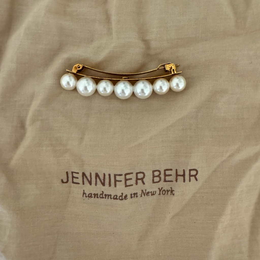 Jennifer Behr Bridal Pearl Row Hair Clip In Cream And Gold — image 3 of 6